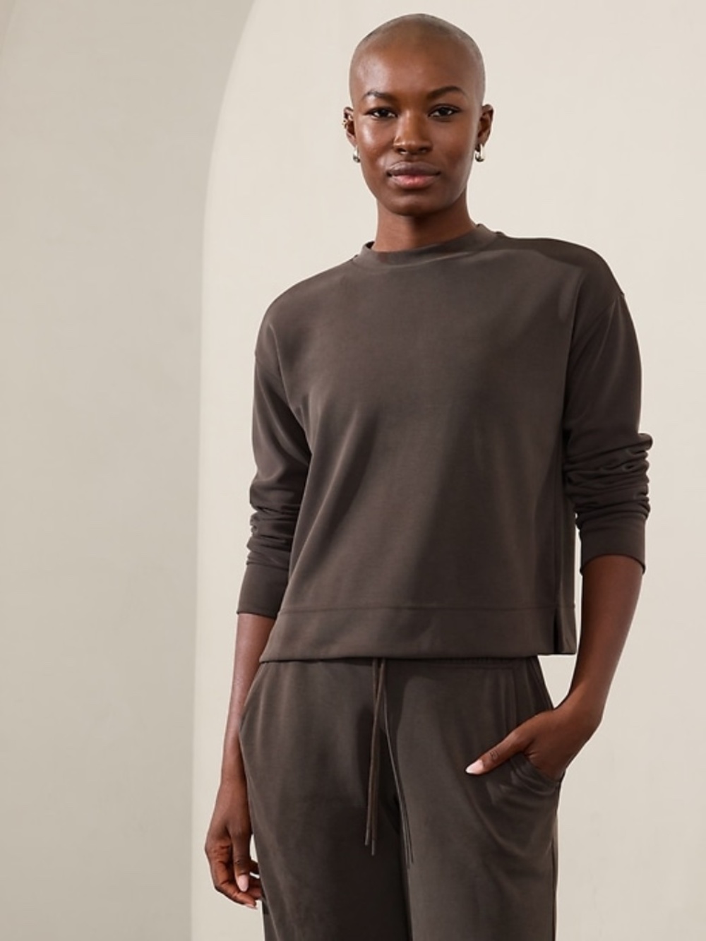 Athleta Seasoft Crew Neck Sweatshirt, Size L, Brown